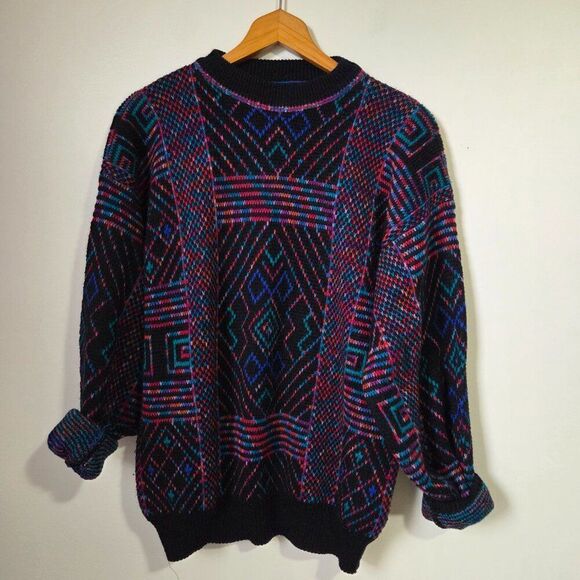Sweaters - VINTAGE MULTICOLOR GEOMETRIC PATTERN CREW NECK PULLOVER SWEATER MEDIUM